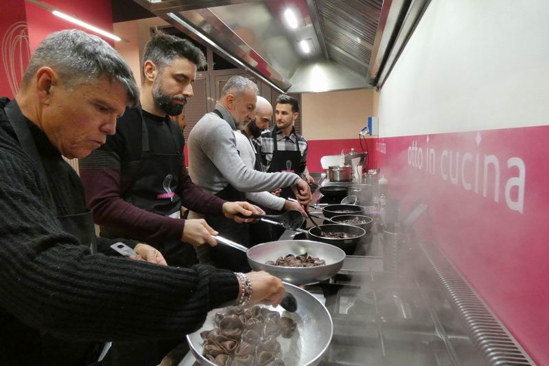 otto_in_cucina_-_corso_di_coppia_-_2025-02-14_005.jpg