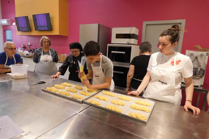 Otto_in_cucina_-_lievitati_dolci_e_salati_-_2024-04-14-007_.jpg