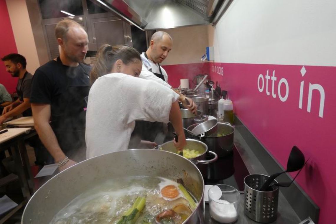 Otto_in_cucina_-_Cucina_Base_-_Fondi_e_basi_-_2024-10-15-012.jpg